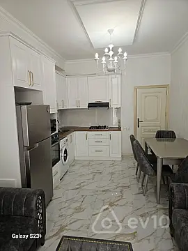 Kirayə verilir 2 otaqlı yeni tikili 55 m²
