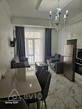 Kirayə verilir 2 otaqlı yeni tikili 55 m²