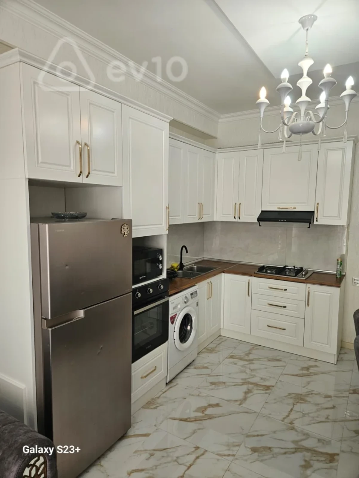 Kirayə verilir 2 otaqlı yeni tikili 55 m²