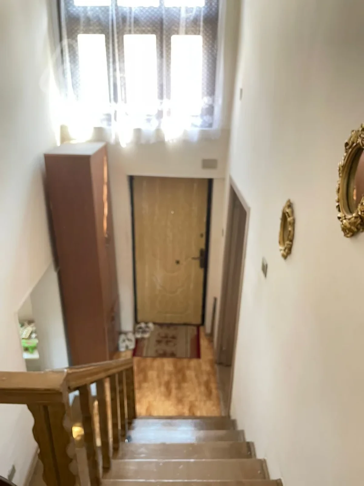 Satılır 5 otaqlı həyət evi 160 m²