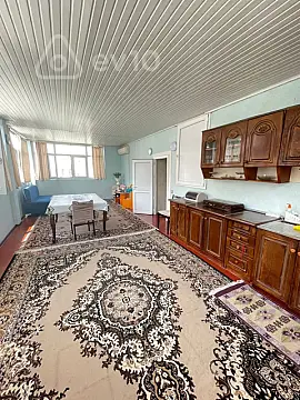 Satılır 5 otaqlı həyət evi 160 m²