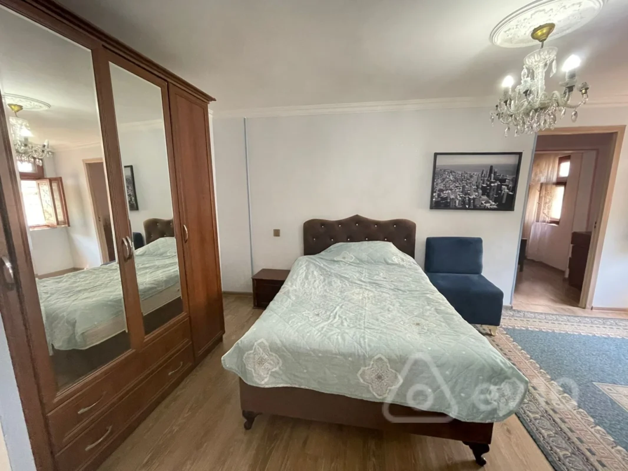 Satılır 5 otaqlı həyət evi 160 m²