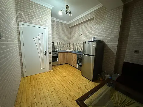 Satılır 3 otaqlı yeni tikili 90 m²