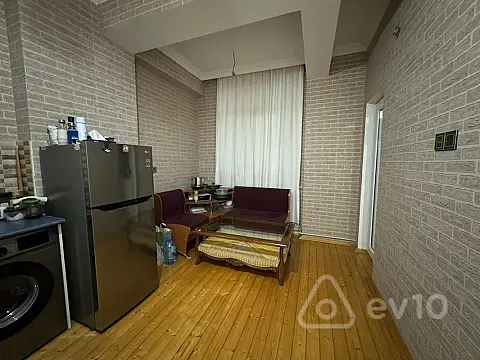 Satılır 3 otaqlı yeni tikili 90 m²