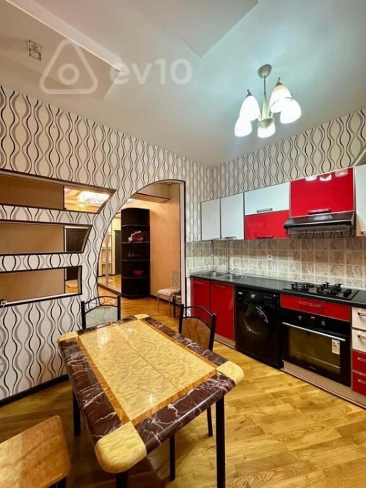 Satılır 3 otaqlı yeni tikili 110 m²