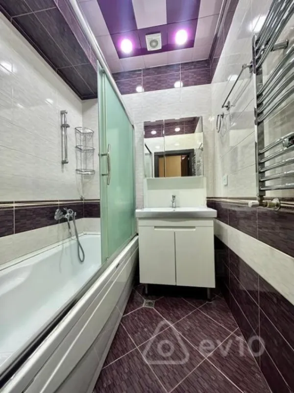 Satılır 3 otaqlı yeni tikili 110 m²