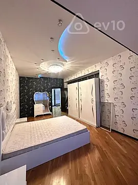 Satılır 3 otaqlı yeni tikili 110 m²