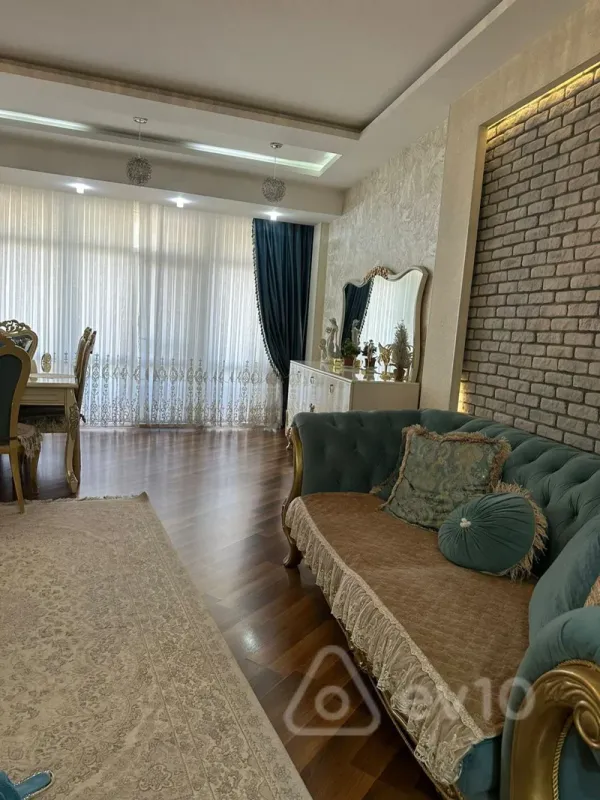 Kirayə verilir 3 otaqlı yeni tikili 110 m²
