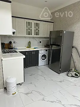 Kirayə verilir 2 otaqlı yeni tikili 76 m²