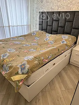 Kirayə verilir 2 otaqlı yeni tikili 76 m²