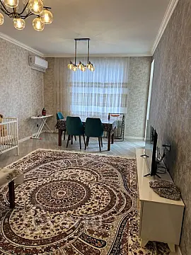 Kirayə verilir 2 otaqlı yeni tikili 76 m²