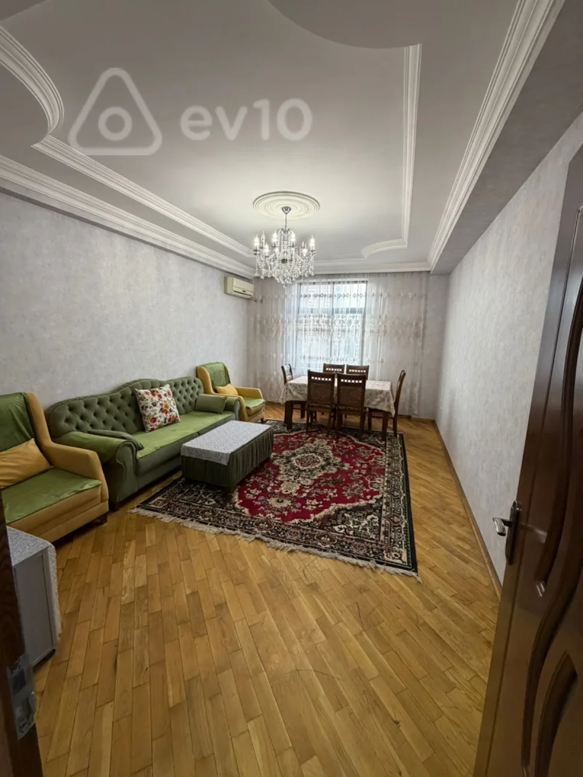 Kirayə verilir 3 otaqlı yeni tikili 125 m²