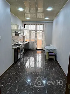 Kirayə verilir 3 otaqlı yeni tikili 125 m²