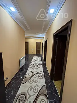 Kirayə verilir 3 otaqlı yeni tikili 125 m²