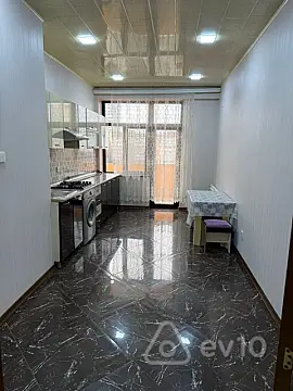 Kirayə verilir 3 otaqlı yeni tikili 125 m²