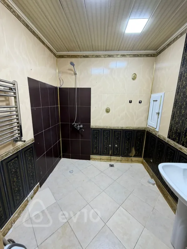 Kirayə verilir 3 otaqlı yeni tikili 125 m²