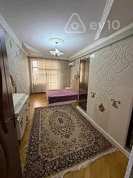Kirayə verilir 3 otaqlı yeni tikili 125 m²