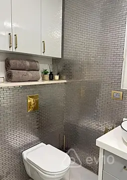 Kirayə verilir 2 otaqlı yeni tikili 110 m²