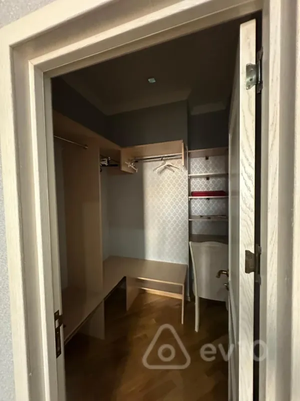 Kirayə verilir 2 otaqlı yeni tikili 110 m²