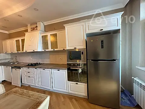 Kirayə verilir 2 otaqlı yeni tikili 110 m²