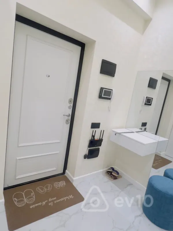 Kirayə verilir 3 otaqlı yeni tikili 86 m²