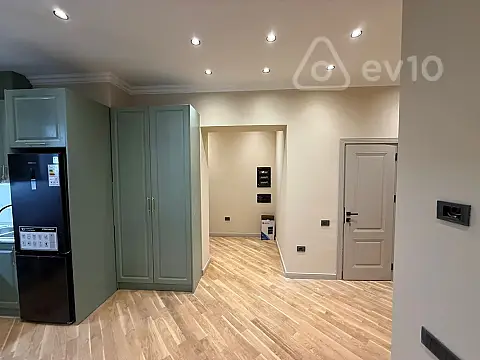 Satılır 3 otaqlı yeni tikili 122 m²