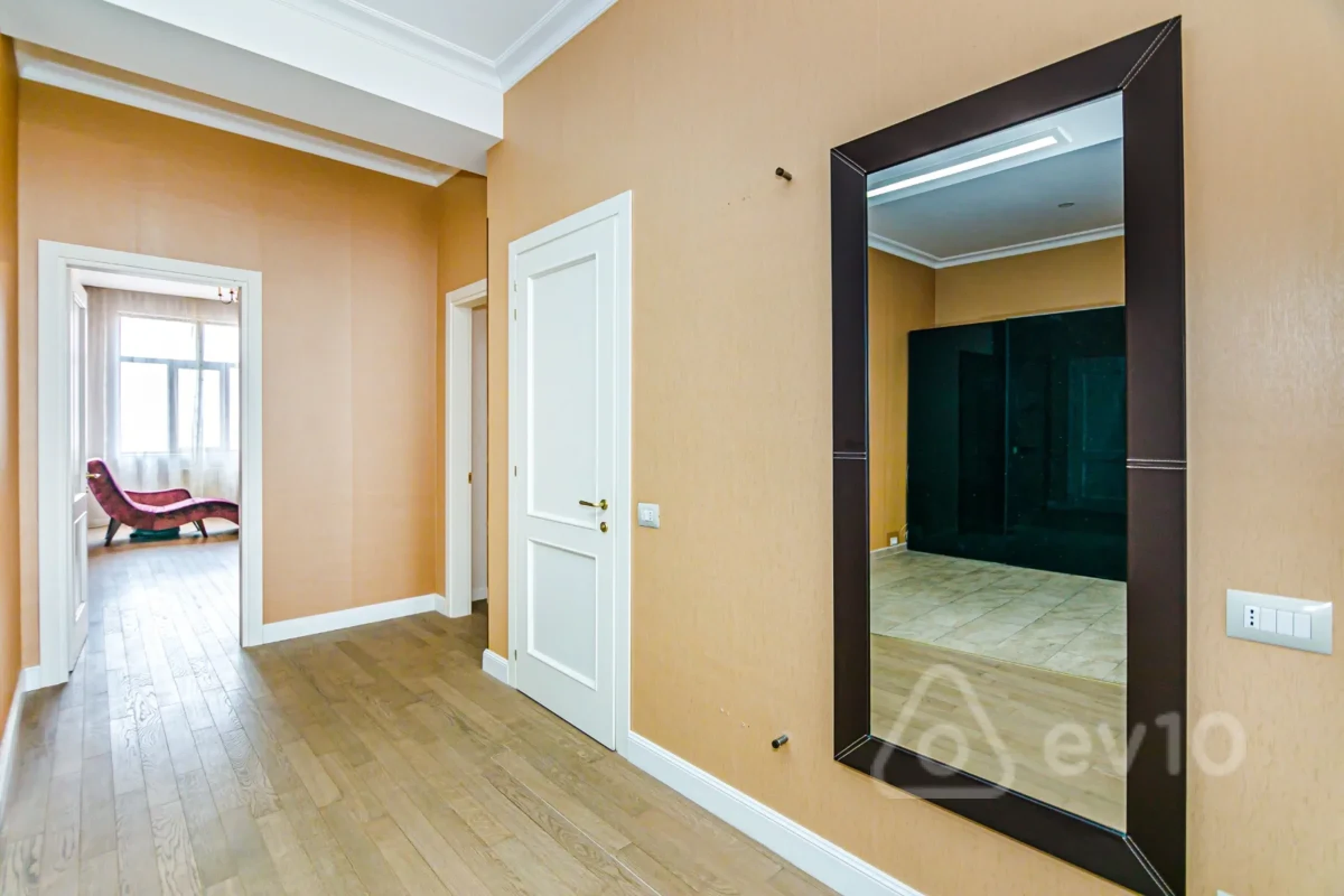 Satılır 3 otaqlı yeni tikili 153 m²