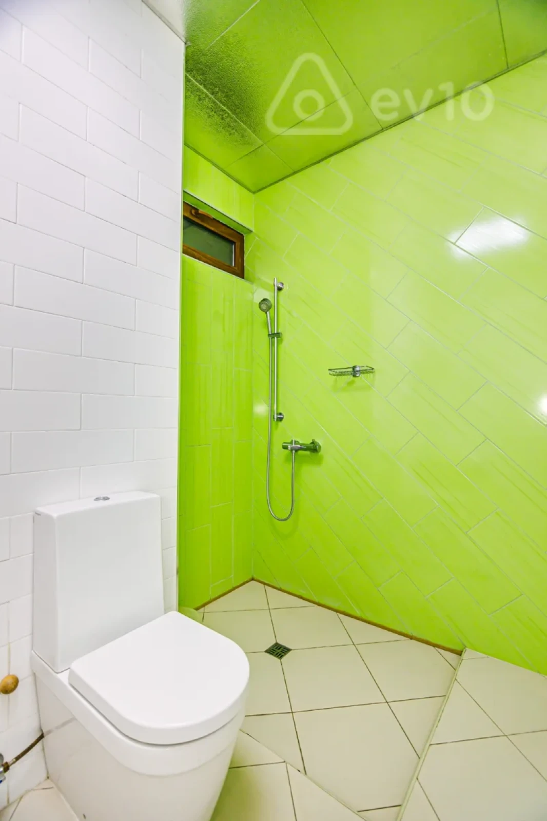 Satılır 3 otaqlı yeni tikili 153 m²