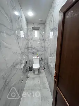 Satılır 5 otaqlı həyət evi 110 m²