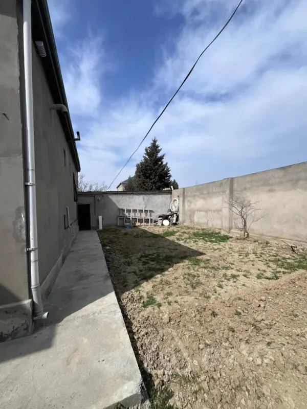 Satılır 5 otaqlı həyət evi 110 m²