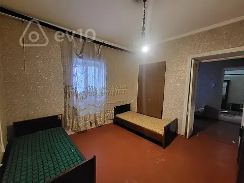 Kirayə verilir 2 otaqlı həyət evi 65 m²