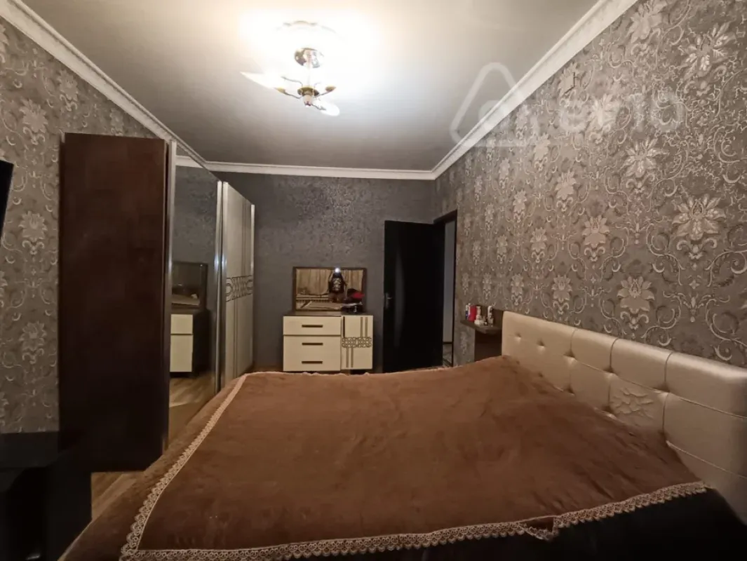 Kirayə verilir 3 otaqlı yeni tikili 70 m²