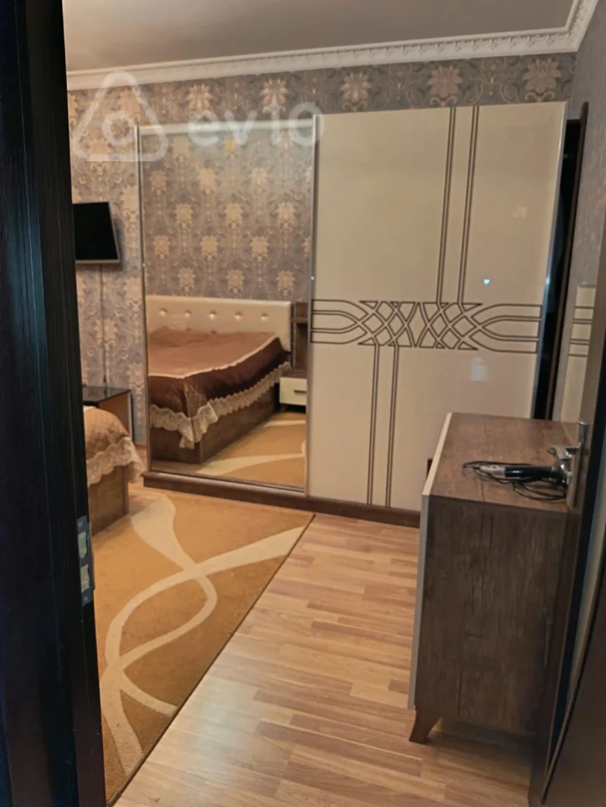 Kirayə verilir 3 otaqlı yeni tikili 70 m²