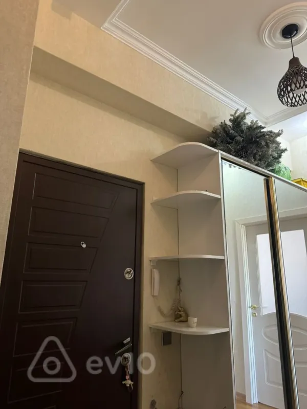 Satılır 2 otaqlı yeni tikili 74 m²