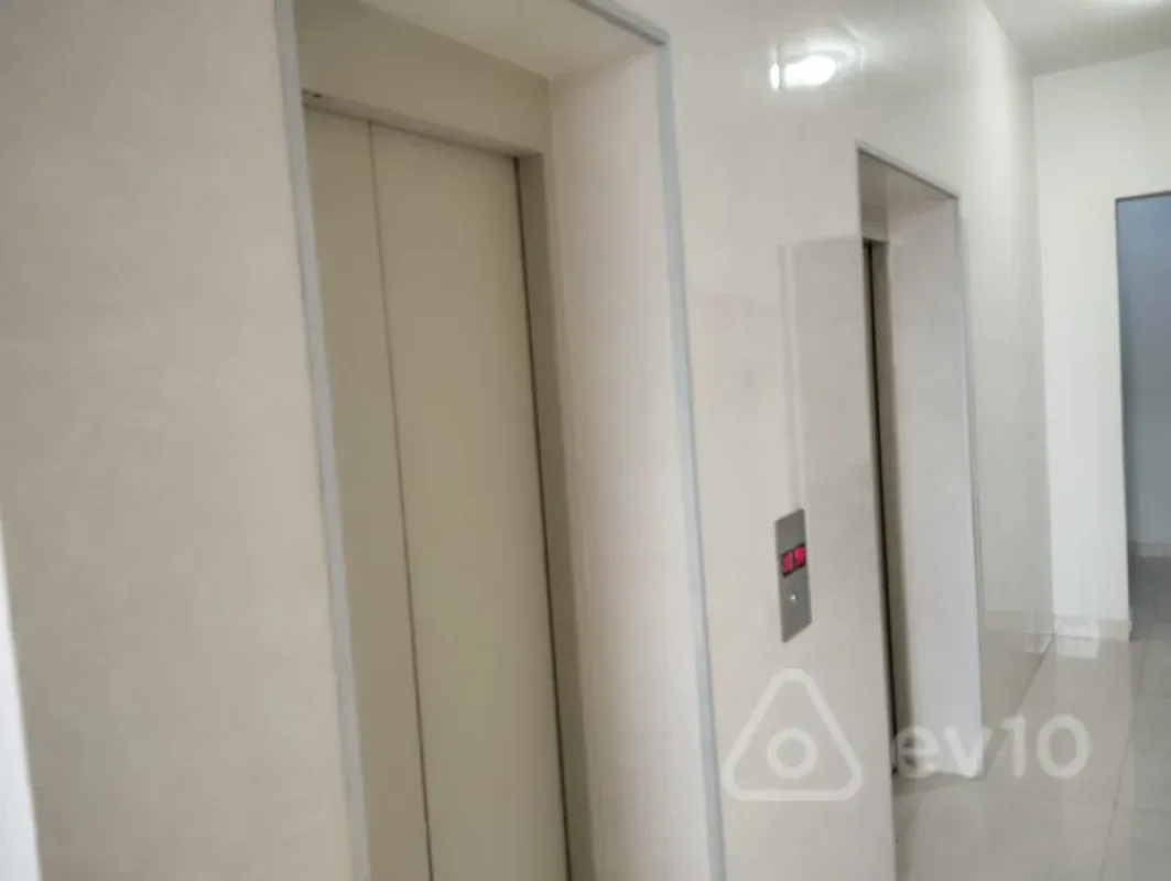 Satılır 2 otaqlı yeni tikili 74 m²