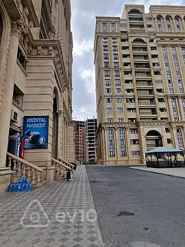 Satılır 2 otaqlı yeni tikili 74 m²