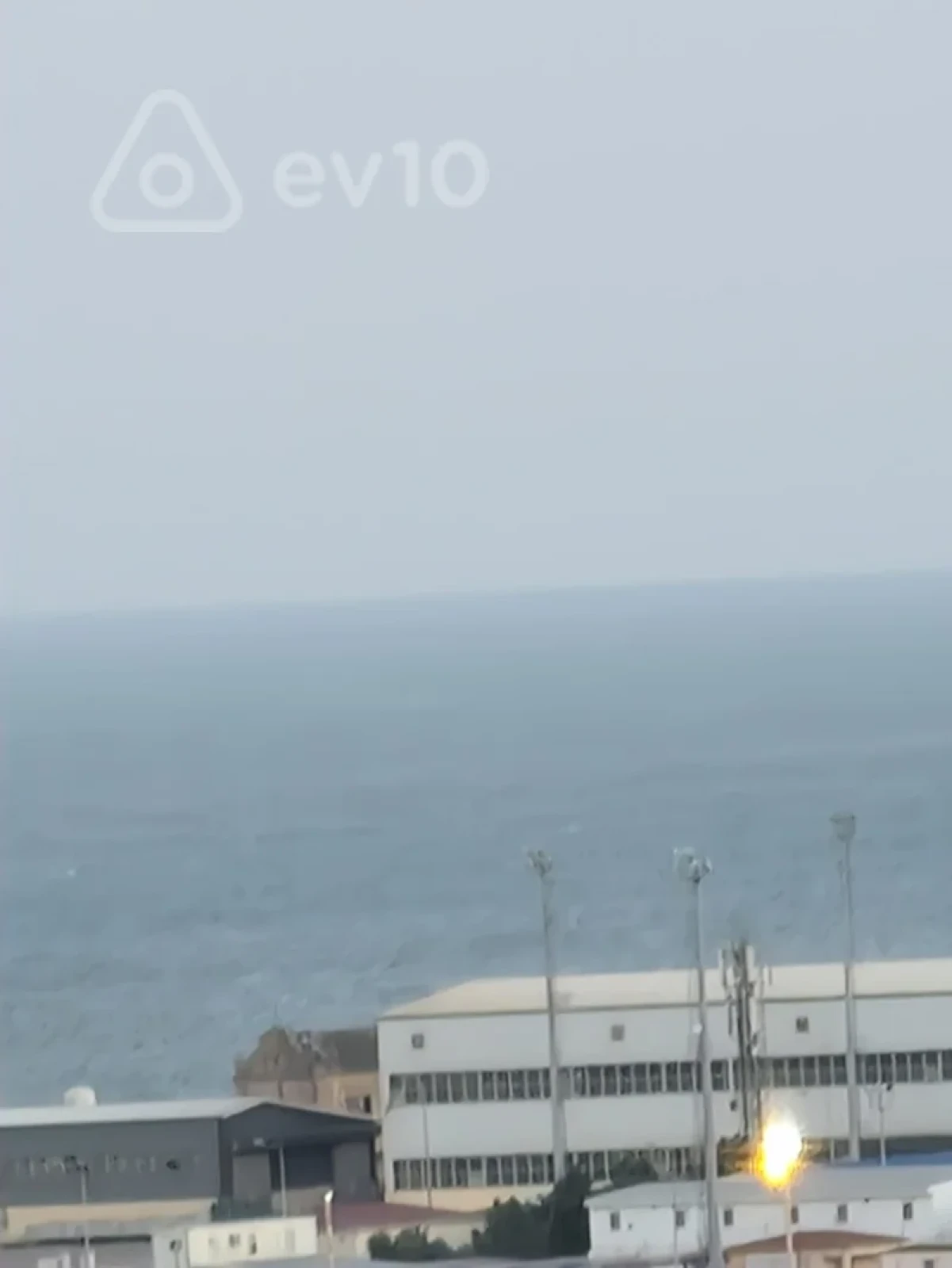 Satılır 2 otaqlı yeni tikili 74 m²