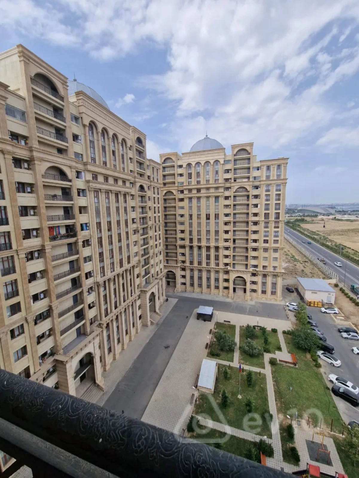 Satılır 2 otaqlı yeni tikili 74 m²