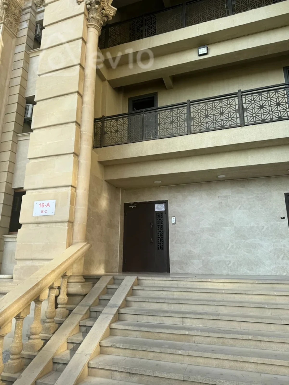 Satılır 2 otaqlı yeni tikili 74 m²