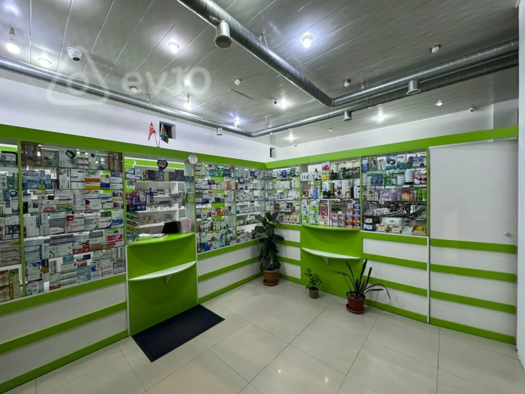 Kirayə verilir mənzil 102 m²