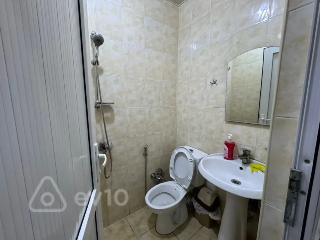 Kirayə verilir mənzil 102 m²