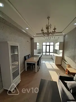 Kirayə verilir 3 otaqlı yeni tikili 70 m²