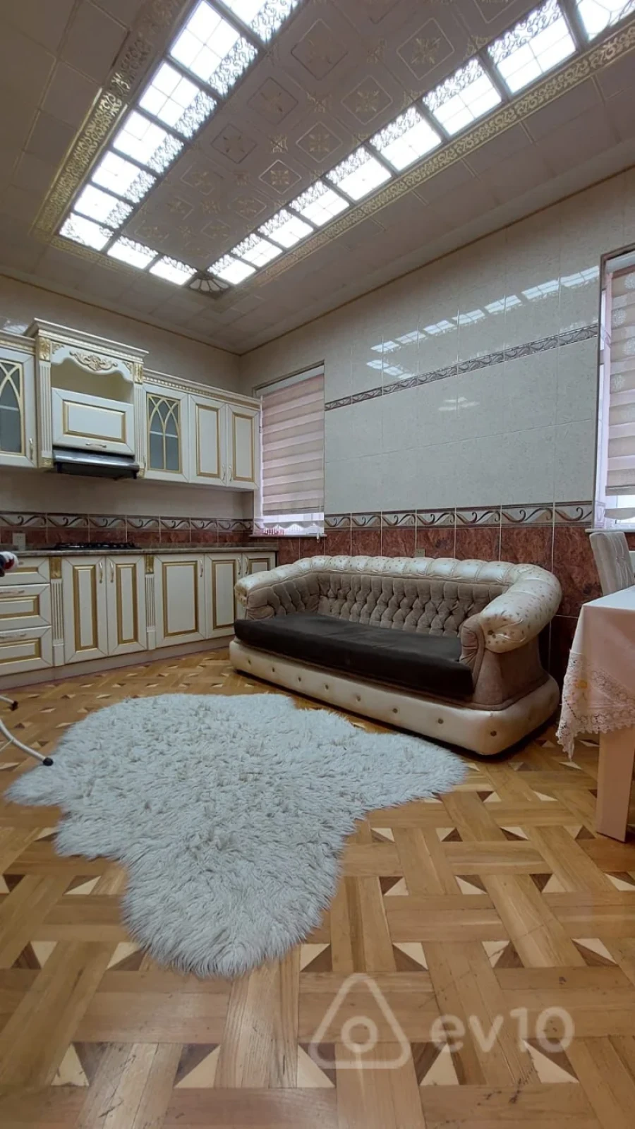 Kirayə verilir 7 otaqlı həyət evi 150 m²