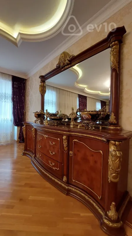 Kirayə verilir 7 otaqlı həyət evi 150 m²