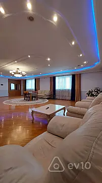 Kirayə verilir 7 otaqlı həyət evi 150 m² — Bakı, Yasamal 7 otaq 150.00 m²