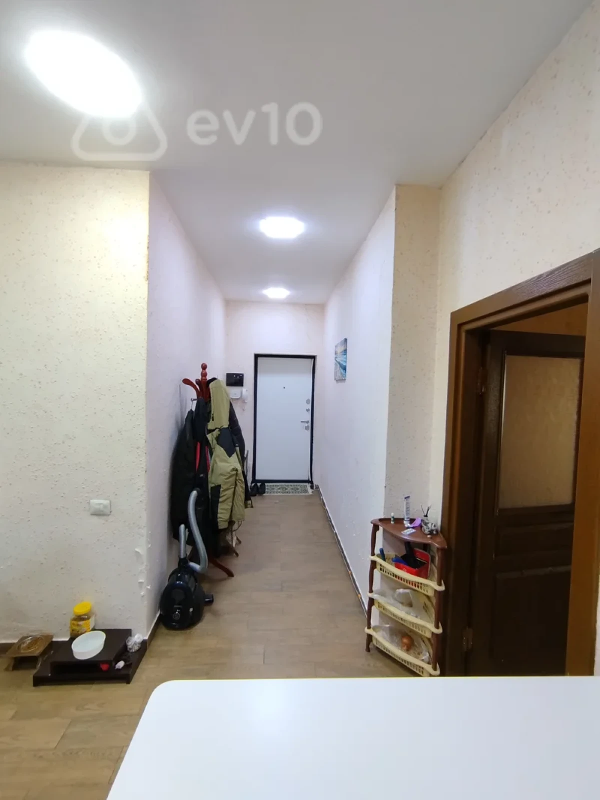 Satılır 3 otaqlı yeni tikili 74 m²