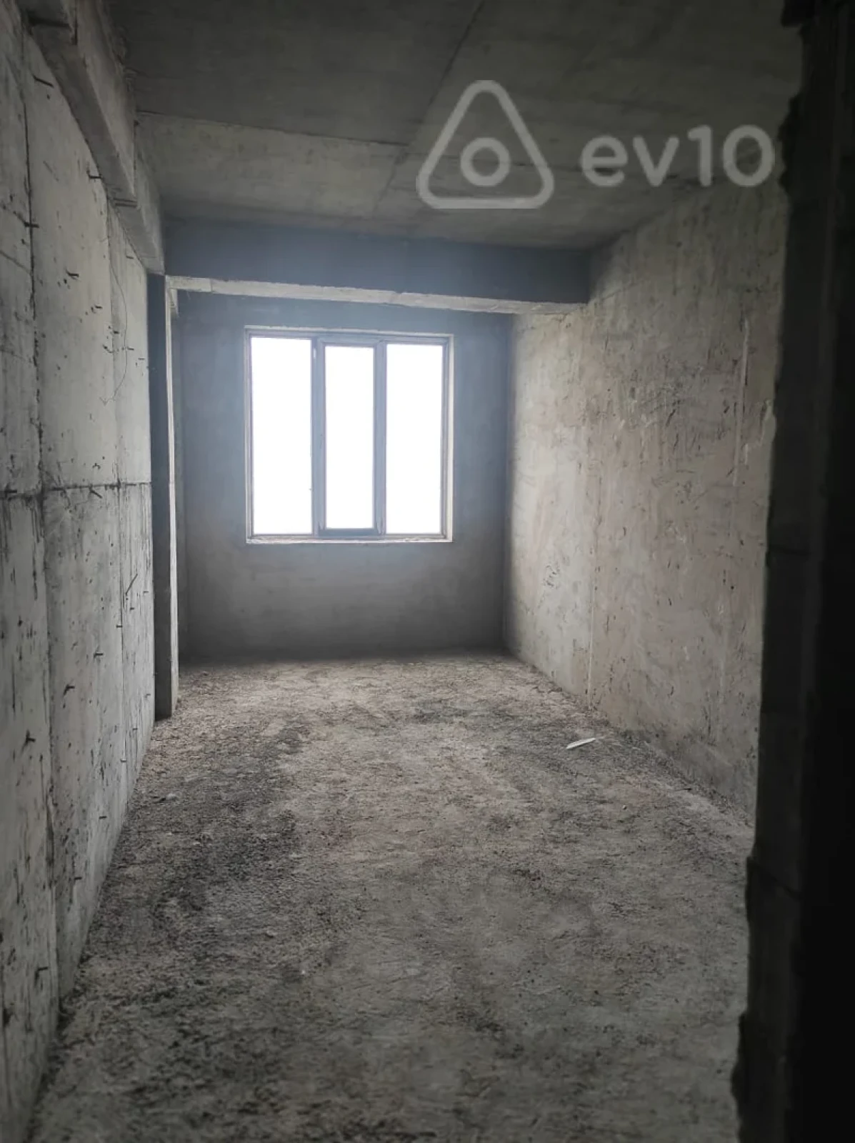 Satılır 1 otaqlı yeni tikili 58 m²