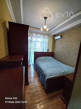 Kirayə verilir 2 otaqlı yeni tikili 60 m²