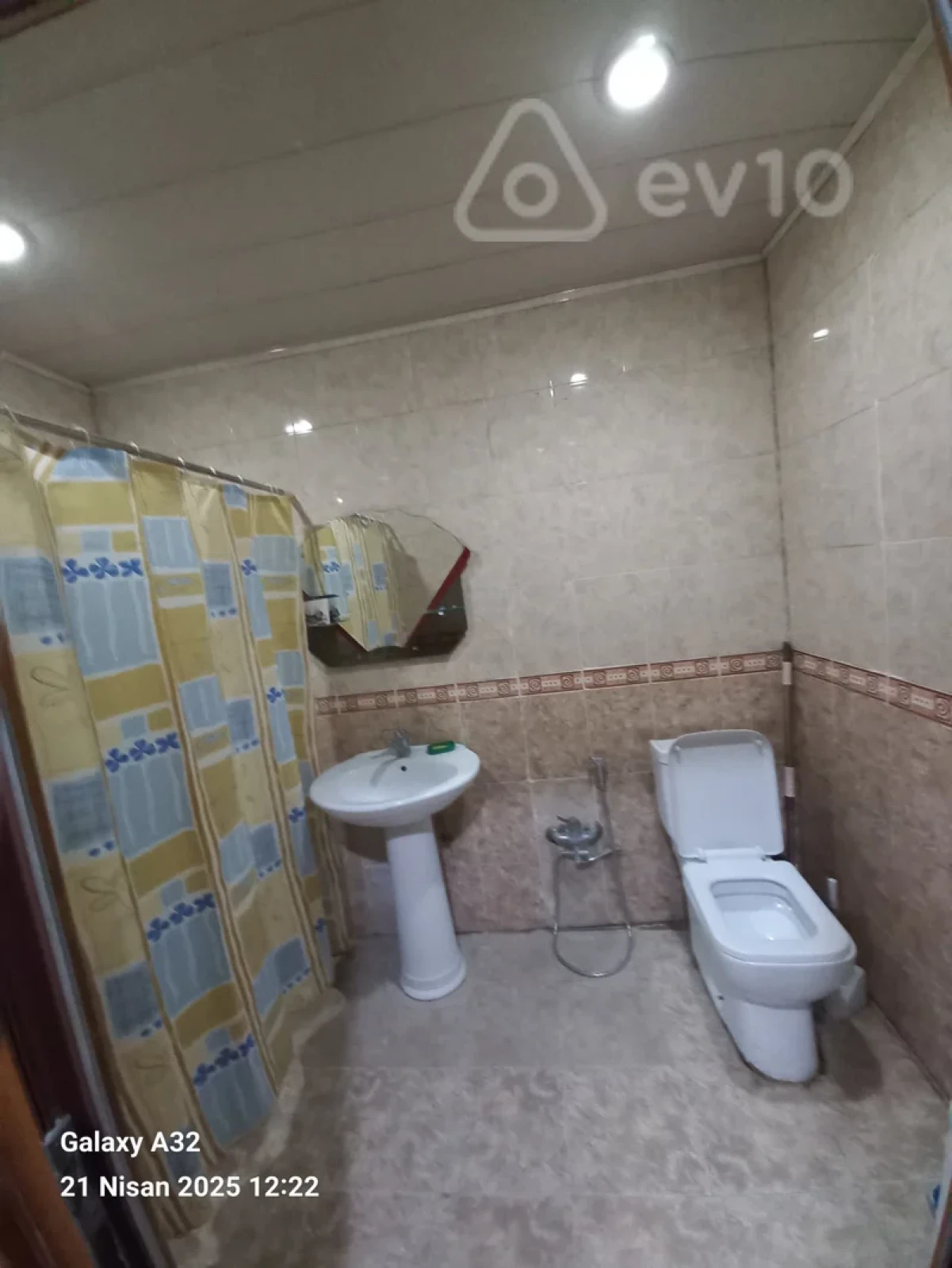 Kirayə verilir 2 otaqlı yeni tikili 60 m²