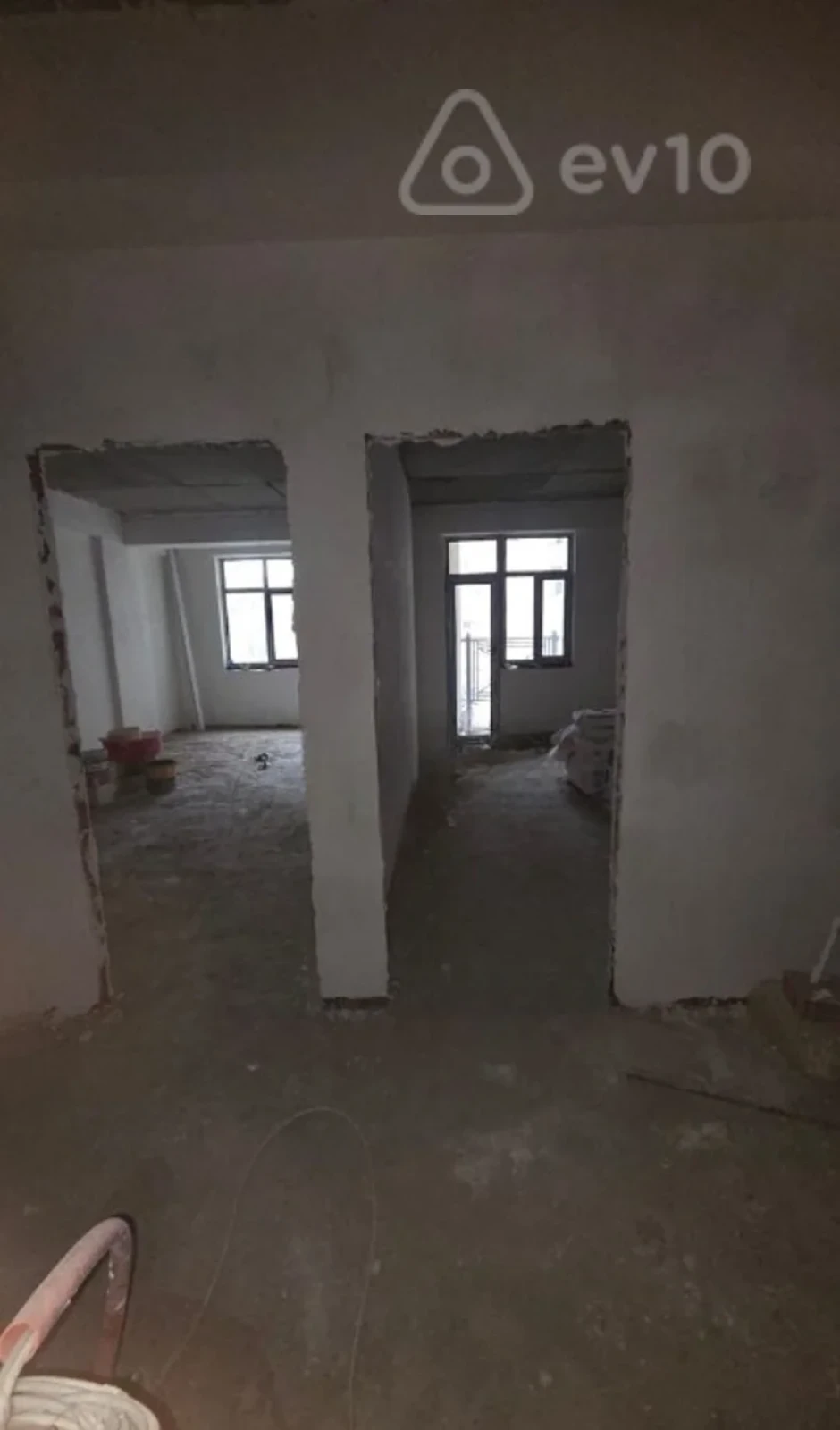 Satılır 2 otaqlı yeni tikili 74 m²